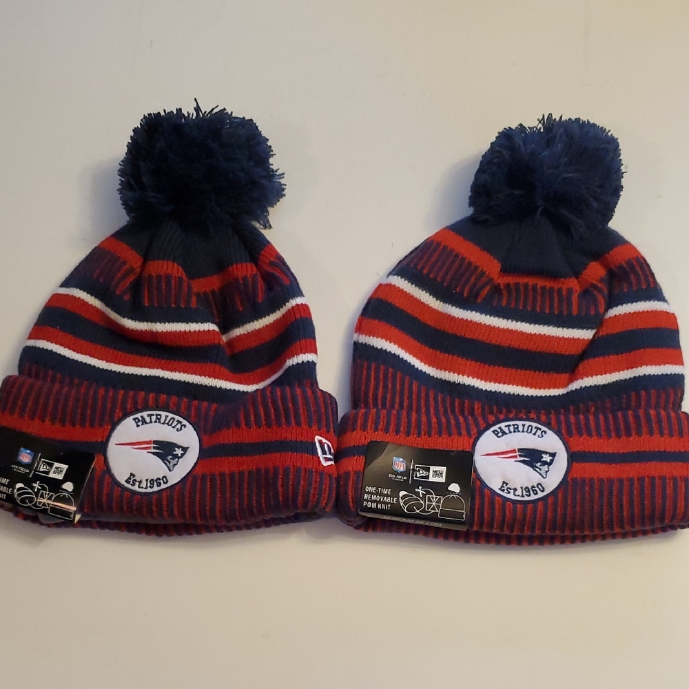 New Era Patriots Pom-Pom Beanie - Navy and Red